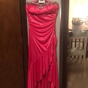 Juniors dress size 7